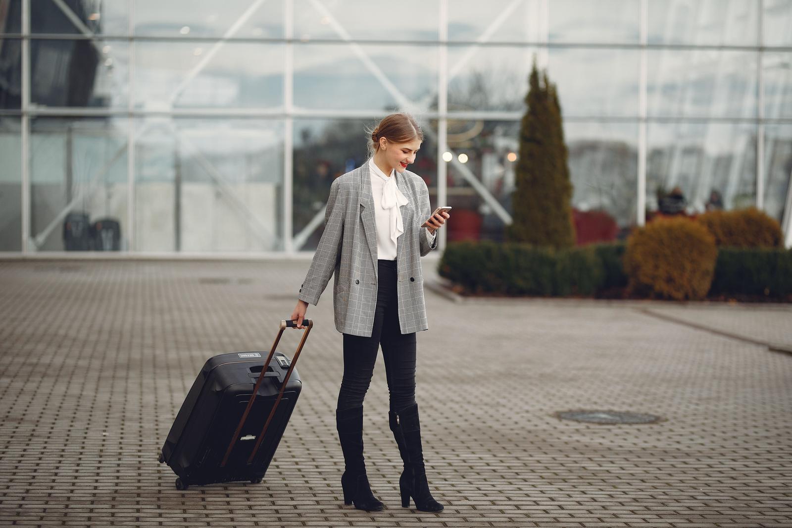 A sales representative in conversation with a client